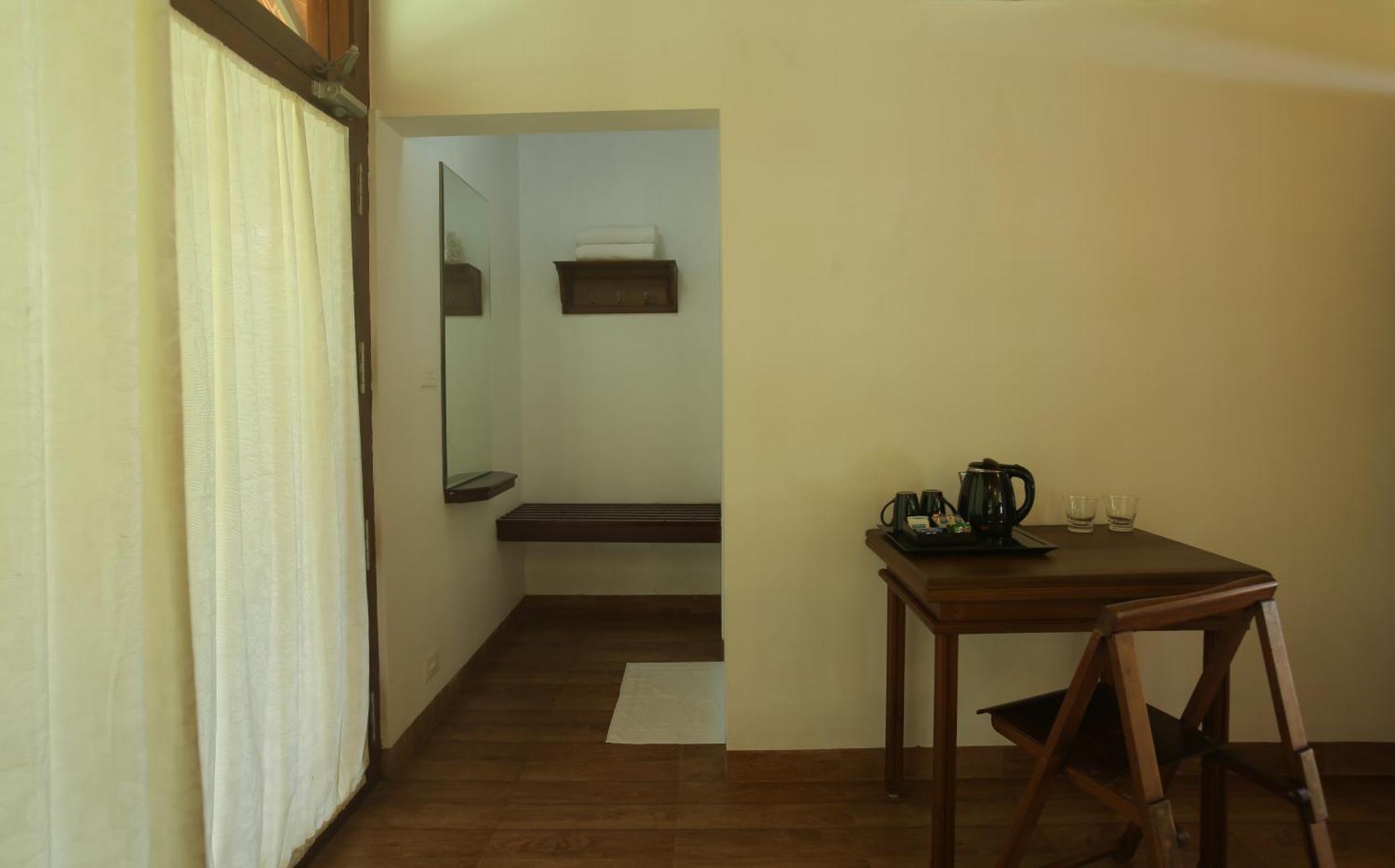 Palmgrove Lake Resort Alappuzha Exterior photo